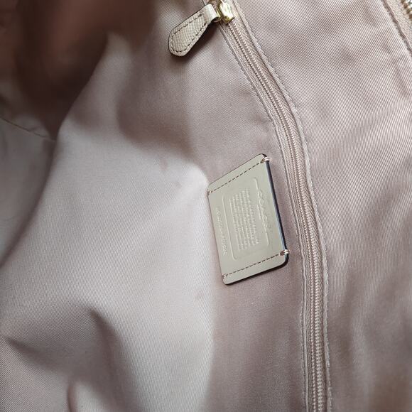 Coach Ava Pink Crossgrain Leather Double Handles Zipper Closure Tote Bag - Picture 13 of 16